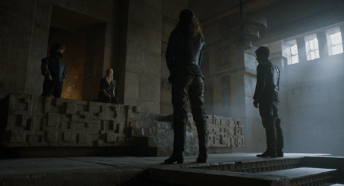 daenerys_greyjoys_low-angle