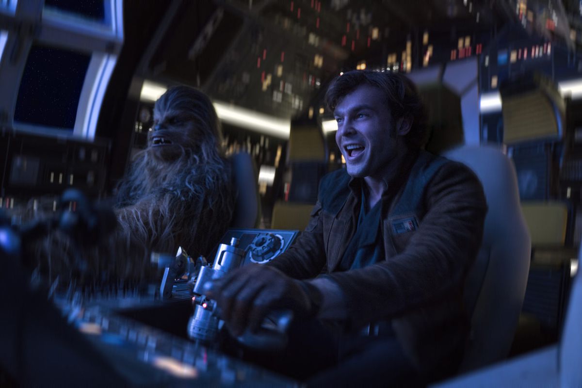 SOLO_EW_han_chewbacca_falcon.0